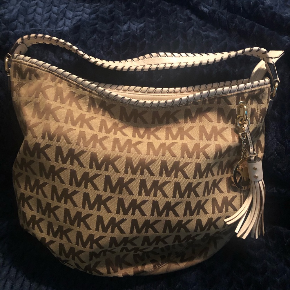 Michael Kors purse